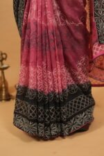 Pink cheque organza saree with black blouse and border - Image 2