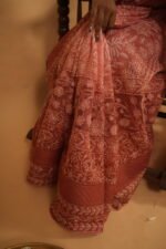 Rust brown cheque organza saree with pintucks border and cutwork on pallu - Image 4