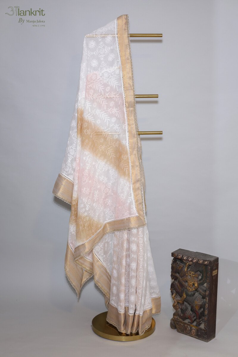 118A5232 Traditional Kerala Onam Cotton Saree with Golden Border - Image 1