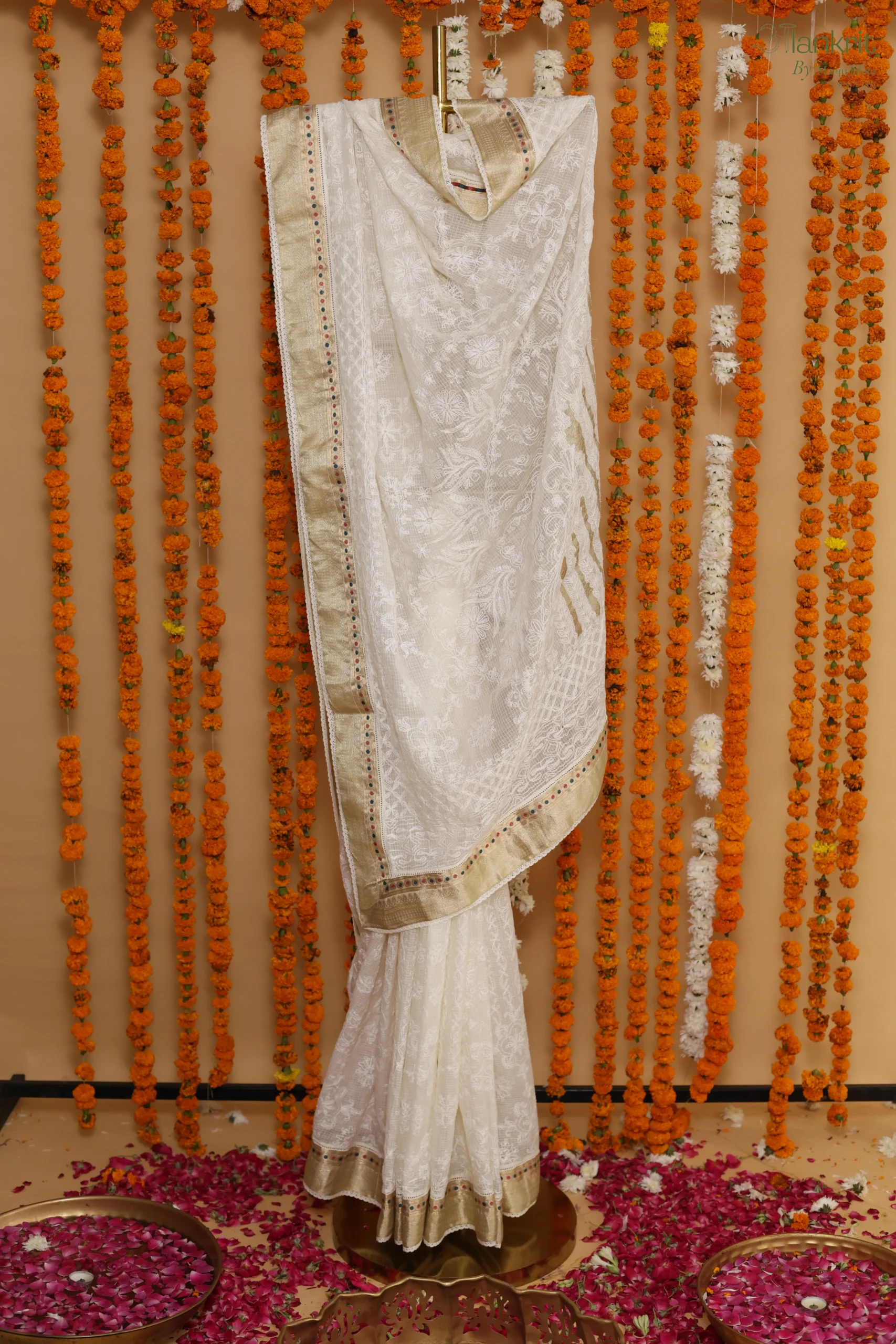 118A3732 (3) Cream Zari Heritage Onam Kota Tapechi Saree - Image 1
