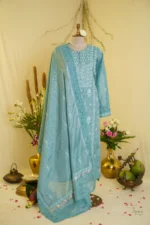 Elegant Ghaspatti & Zardozi Embroidered Ensemble - Image 7