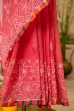 Magenta Saree with Green Blouse. - Image 4